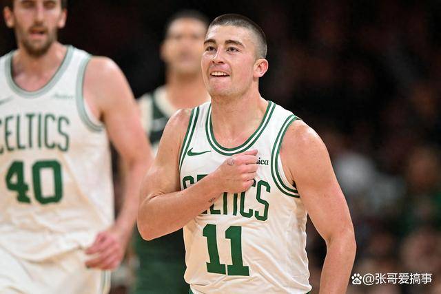 利拉德35+11雄鹿力克快船 鹈鹕轻取老鹰4连胜