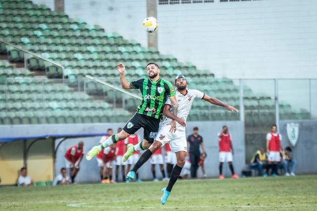 班凯罗29分魔术克活塞3连胜 猛龙送黄蜂4连败